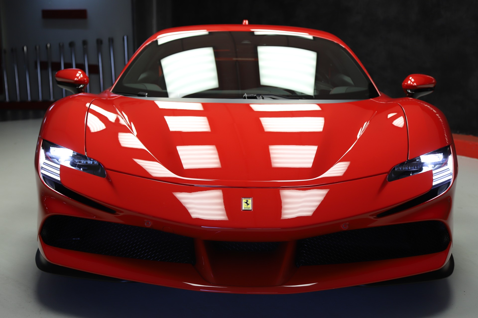 FERRARI SF90 Stradale-image-3