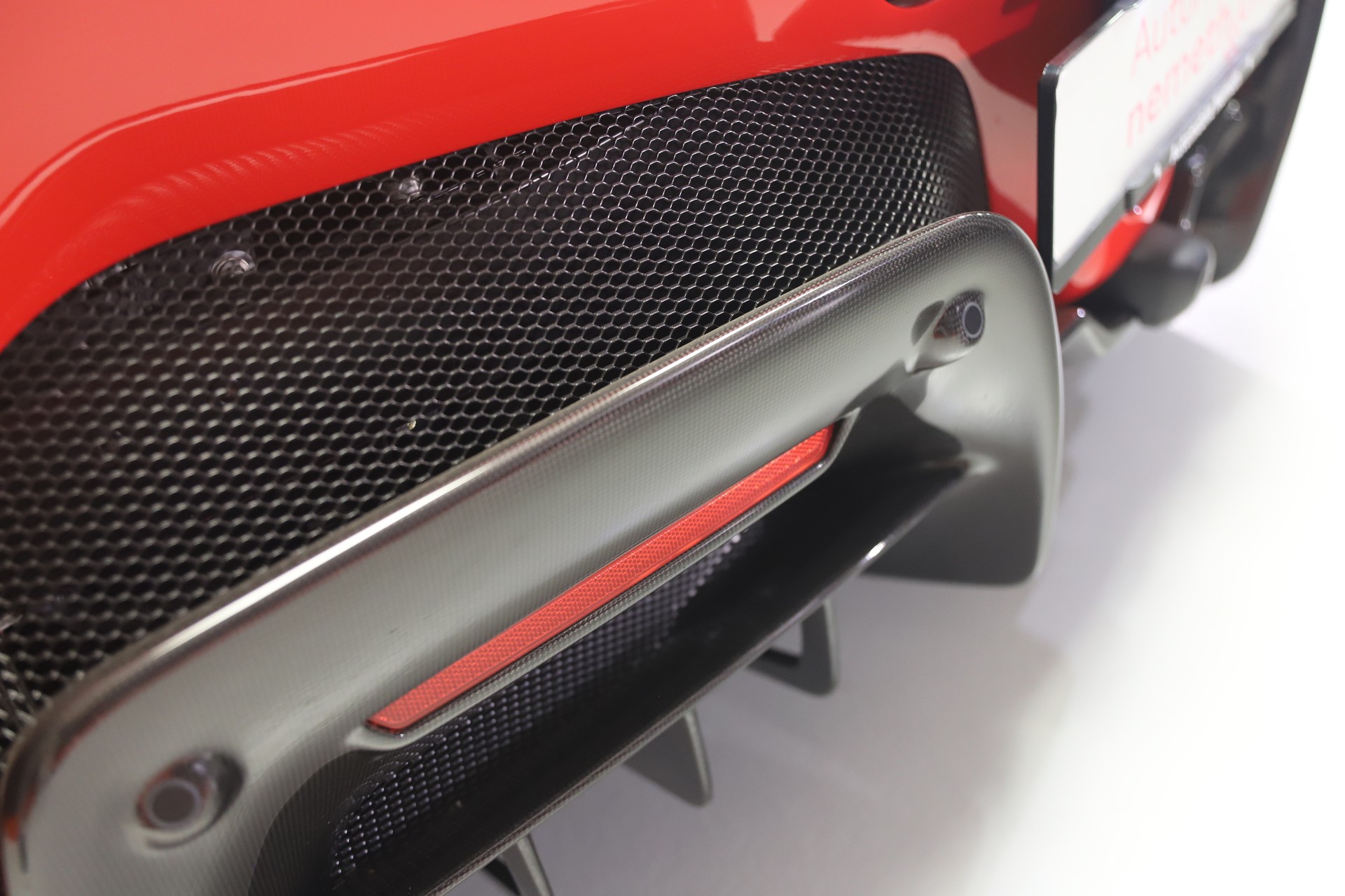 FERRARI SF90 Stradale-image-6