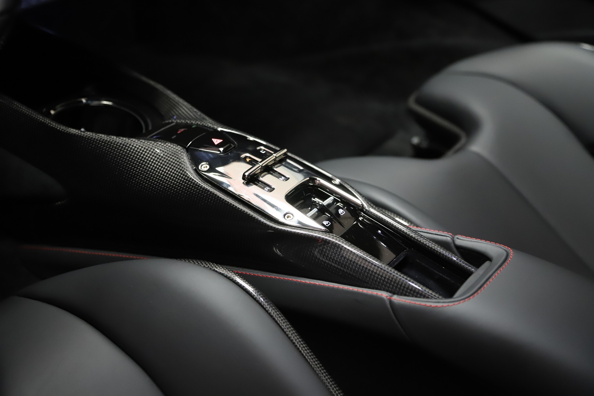 FERRARI SF90 Stradale-image-13