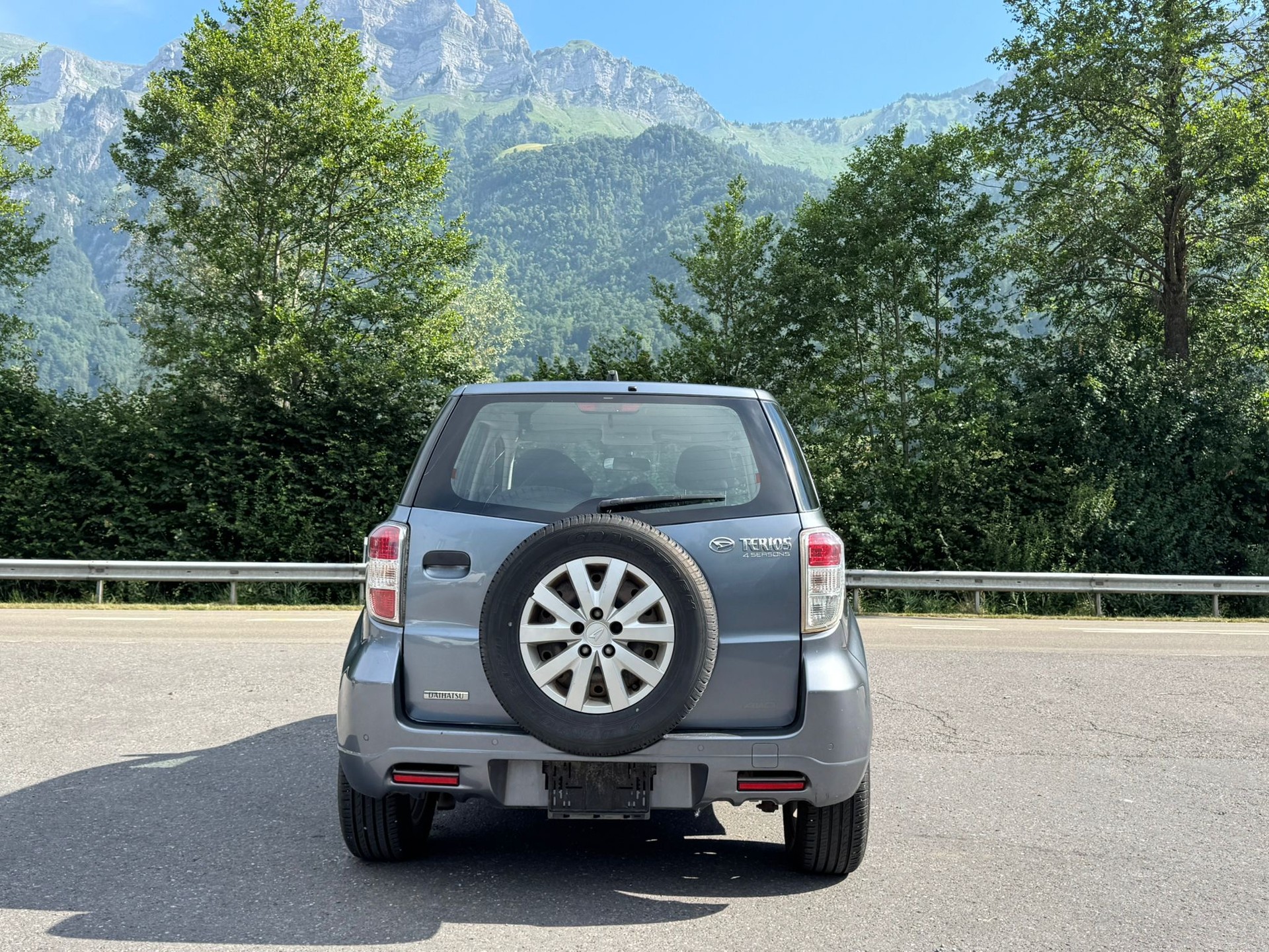 DAIHATSU Terios 1.5 16V 4WD-image-7