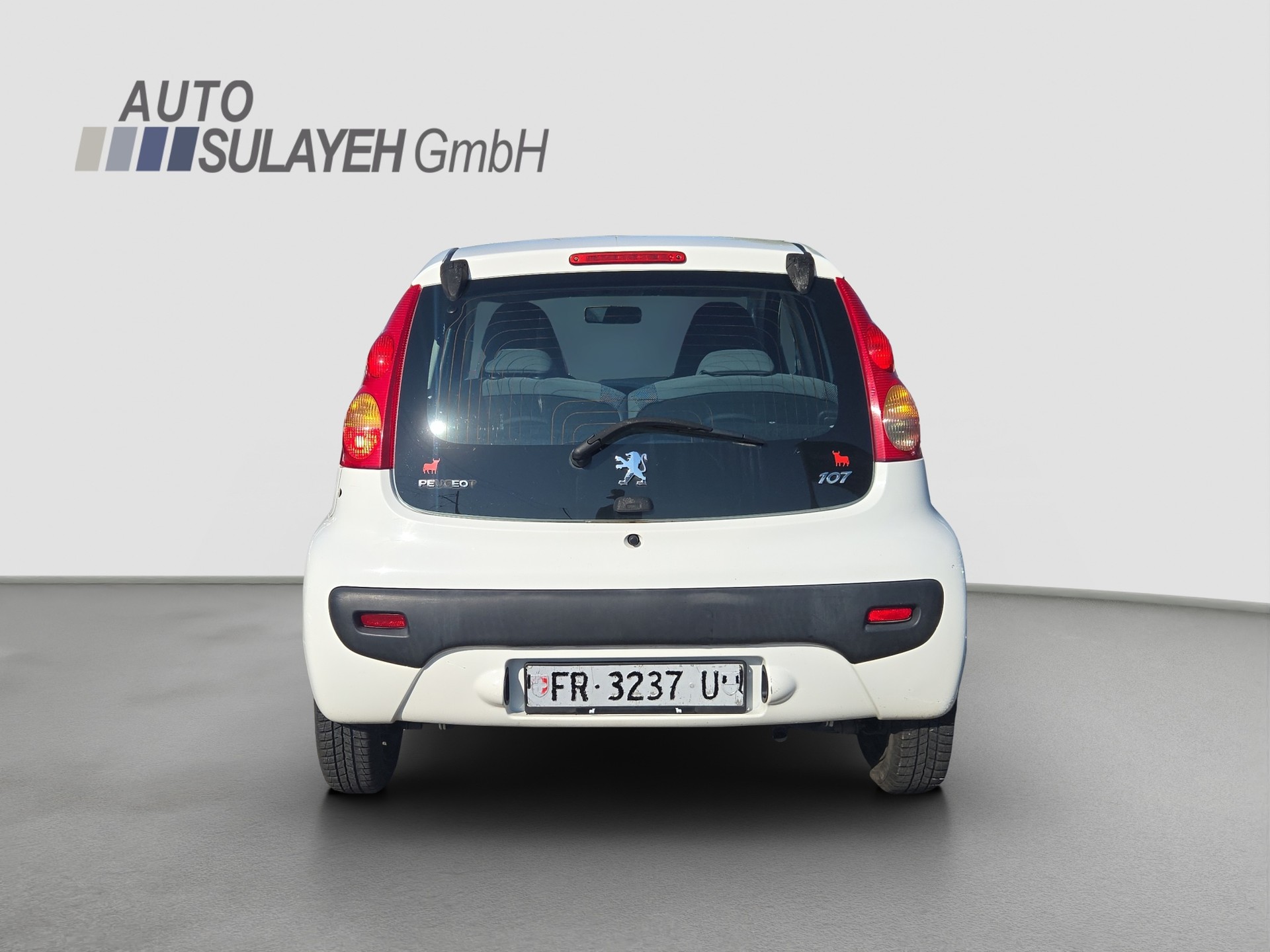 PEUGEOT 107 1.0 Trendy-image-4
