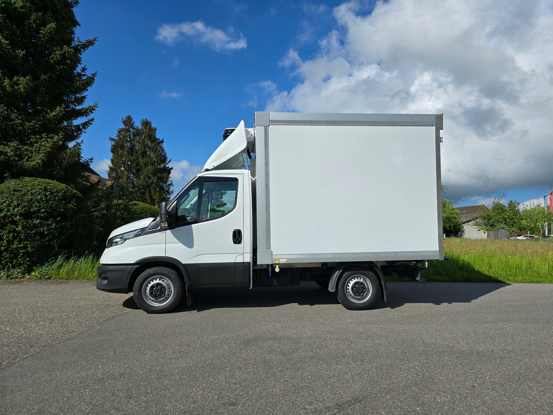 IVECO 35 S 18H A8-image-1