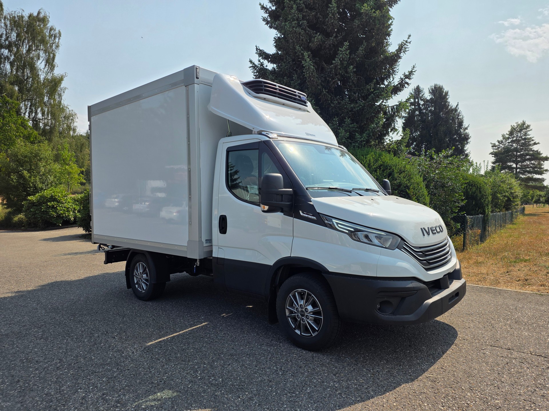 IVECO 35 S 18H A8-image-1