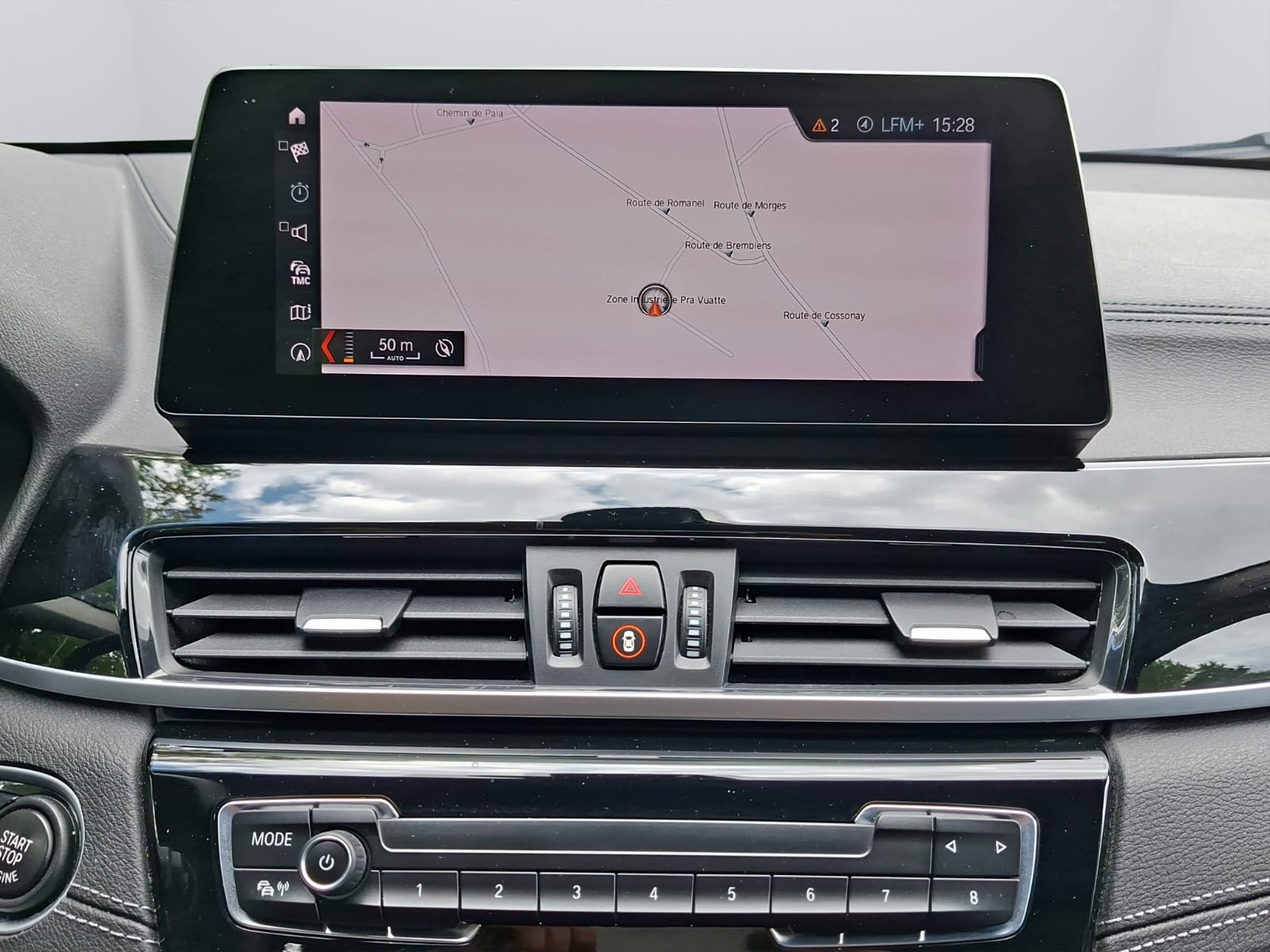 BMW X1 xDrive 20d Steptronic-image-17