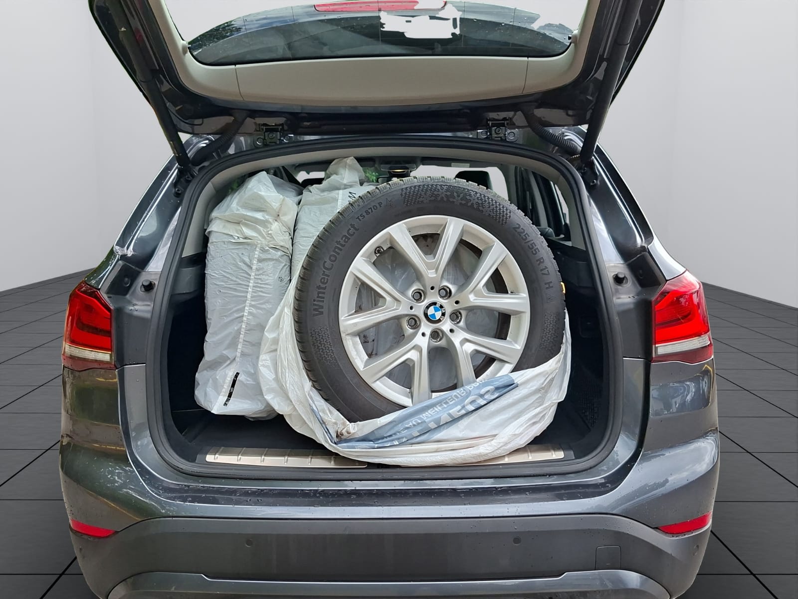 BMW X1 xDrive 20d Steptronic-image-6