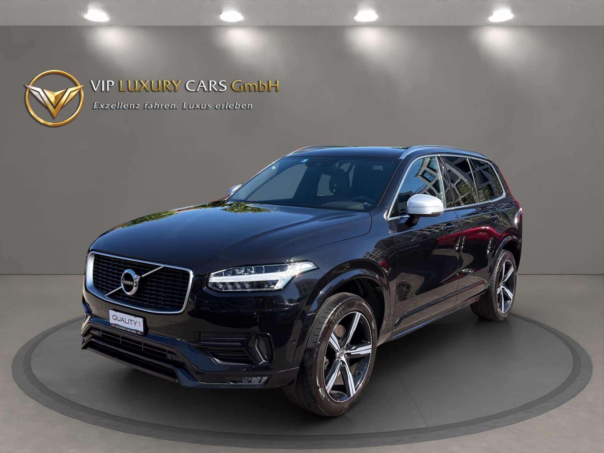 VOLVO XC90 D5 AWD R-Design Geartronic-image-1