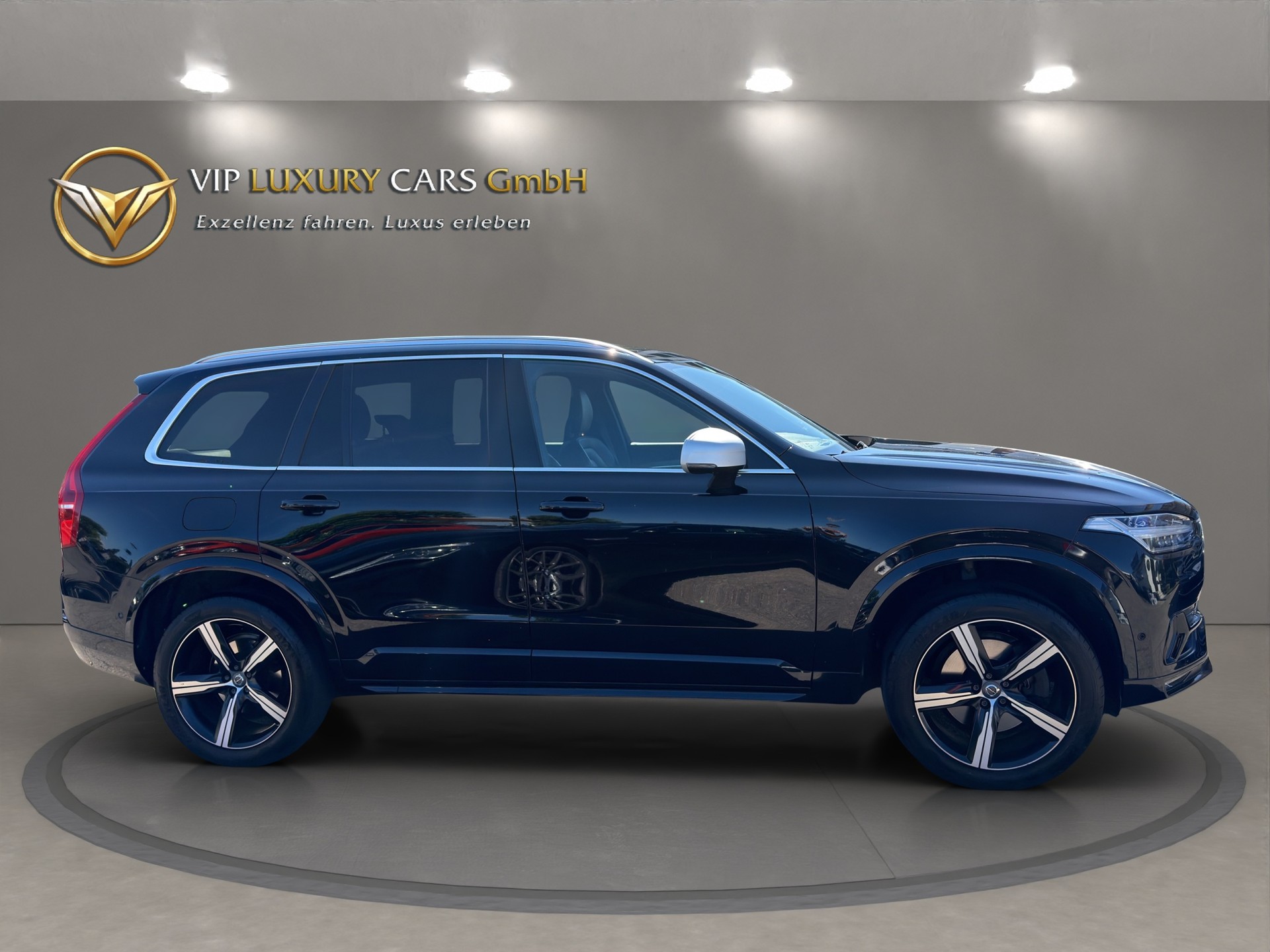 VOLVO XC90 D5 AWD R-Design Geartronic-image-6