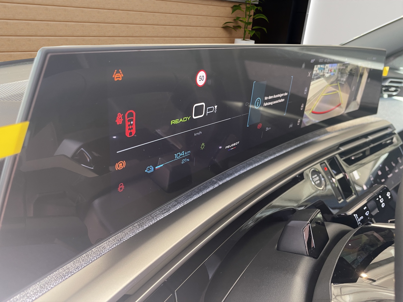 PEUGEOT 5008 NEW 73kWh Allure Premium AWD-image-13