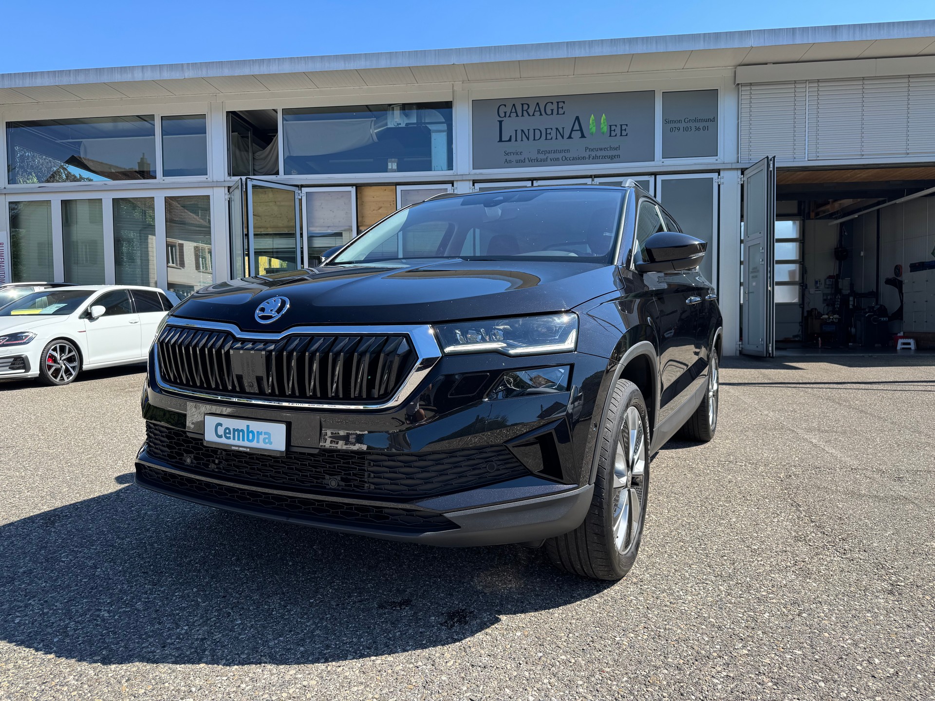 SKODA Karoq 2.0 TDI CR Style 4x4 DSG-image-2