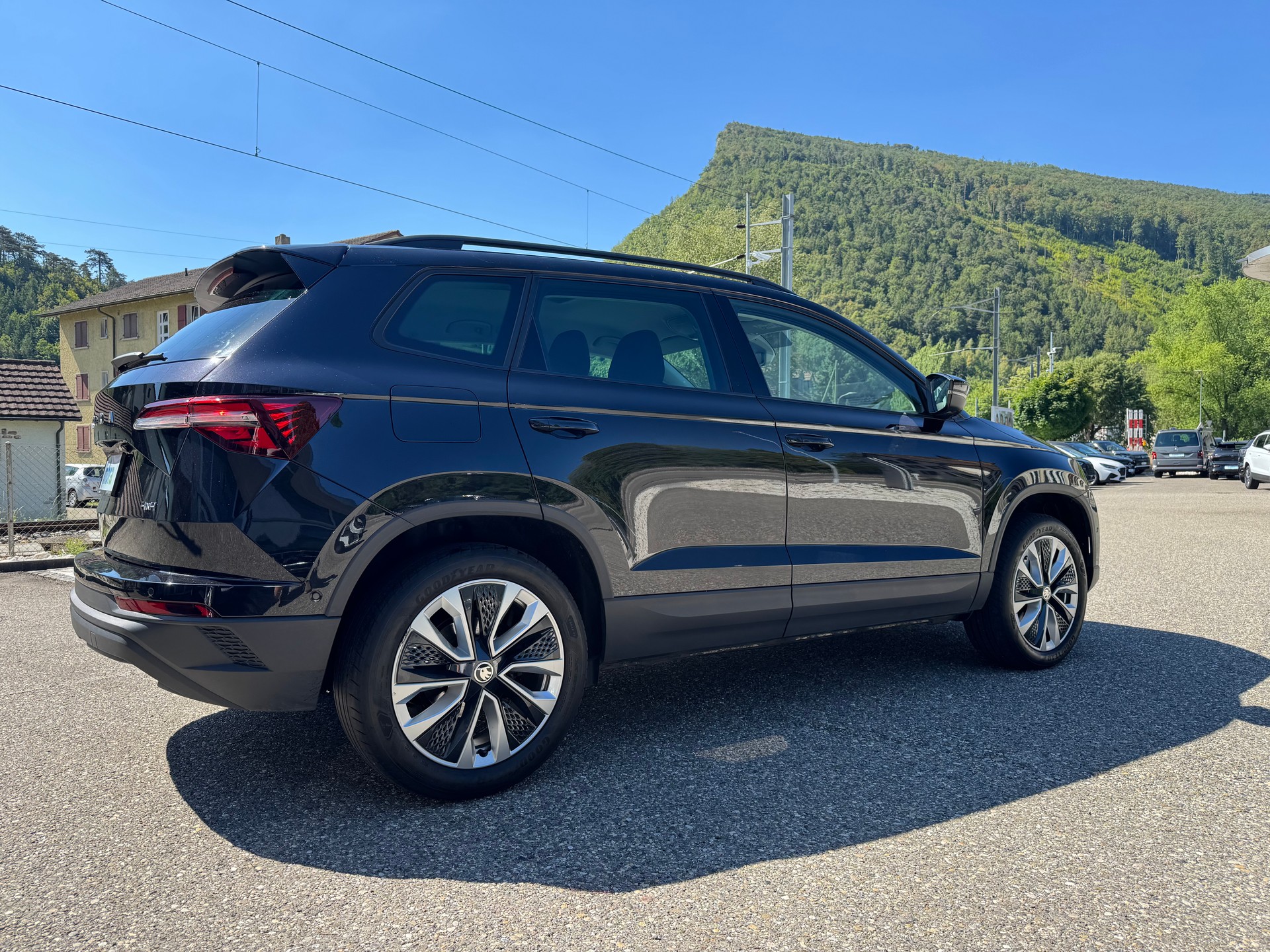 SKODA Karoq 2.0 TDI CR Style 4x4 DSG-image-3