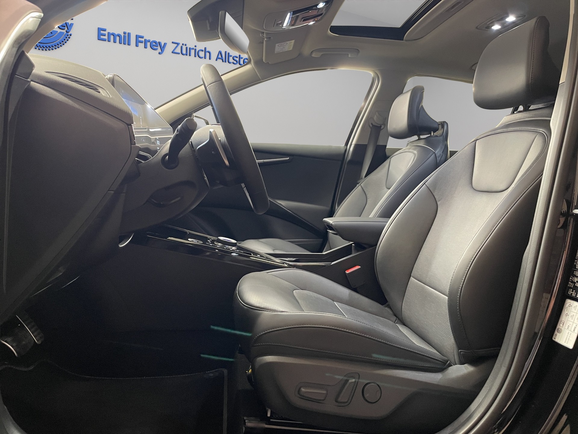 KIA Niro 1.6 GDi Plug-in Hybrid Style-image-5