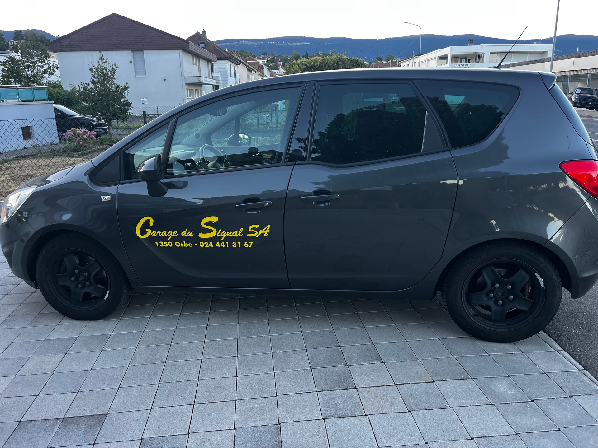 OPEL Meriva 1.4 Turbo Enjoy-image-3