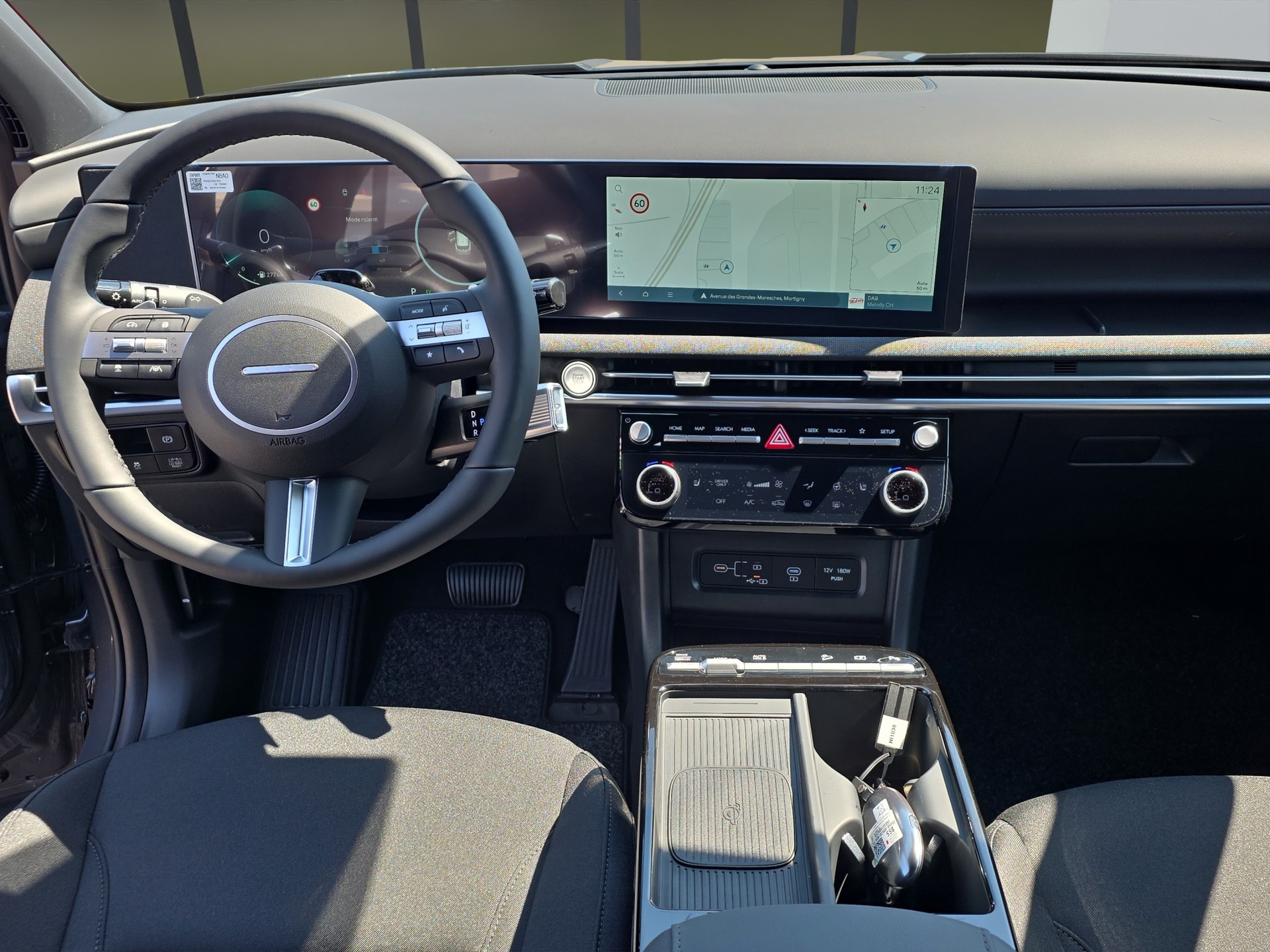 HYUNDAI Tucson 1.6 T-GDi HEV Origo Blackline 4WD-image-12