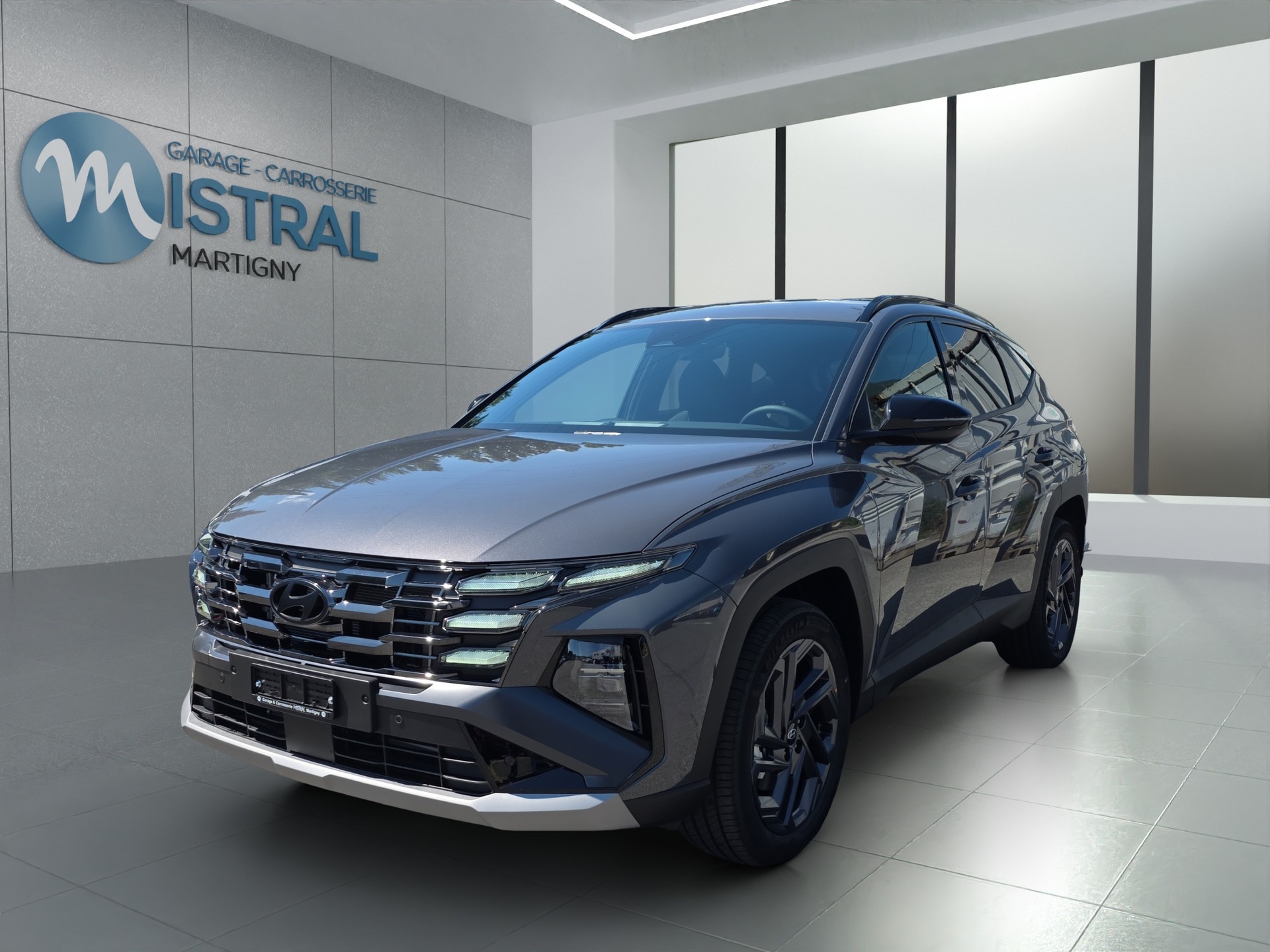 HYUNDAI Tucson 1.6 T-GDi HEV Origo Blackline 4WD-image-0