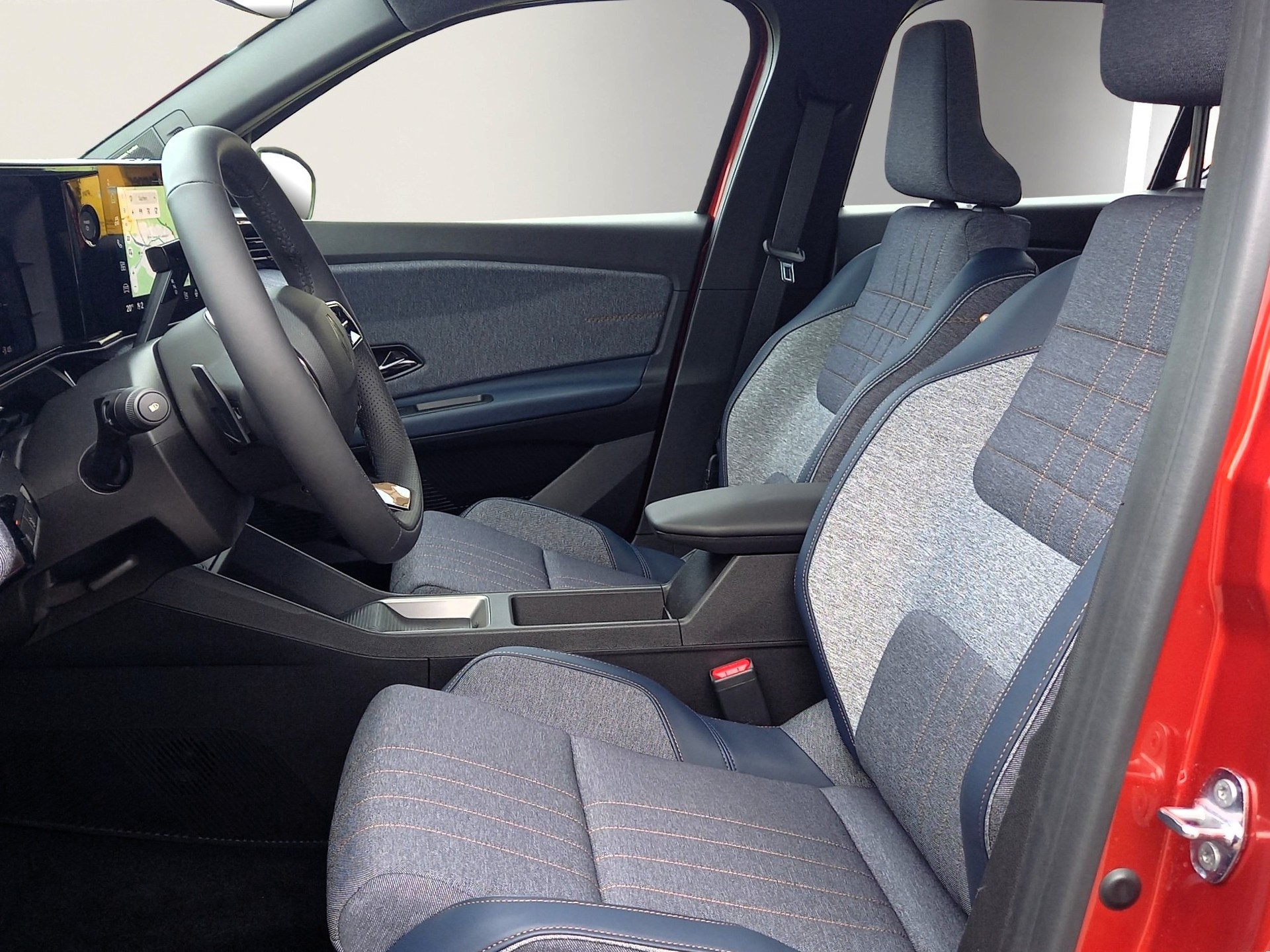 RENAULT R4 E-Tech Comfort Range techno-image-7