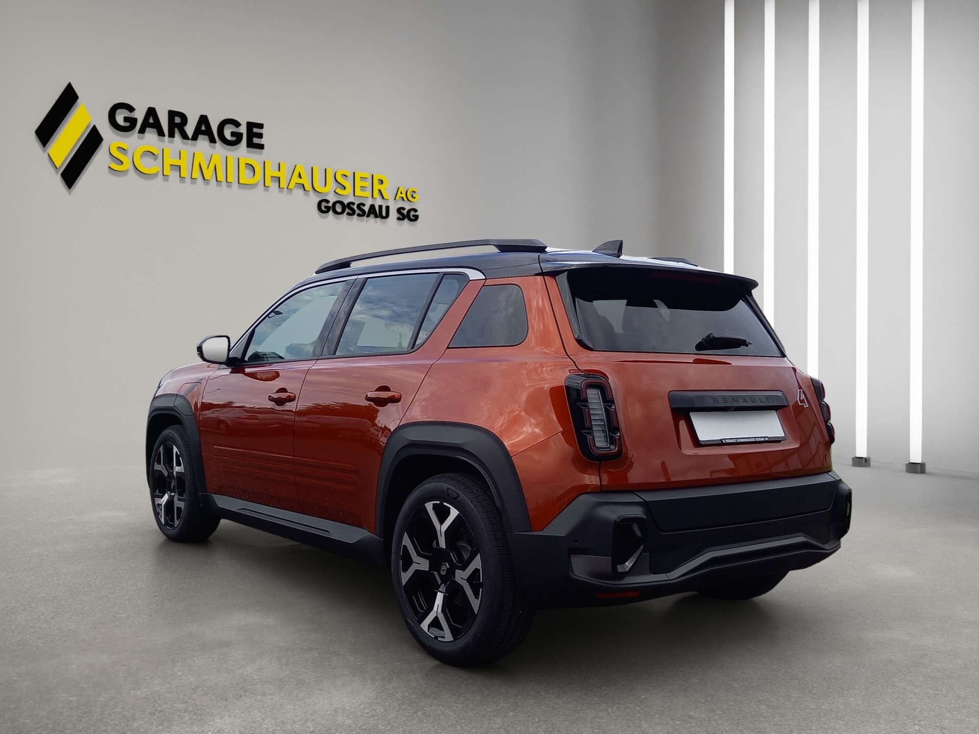 RENAULT R4 E-Tech Comfort Range techno-image-2