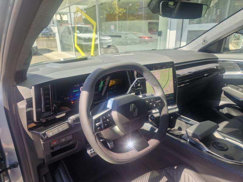 RENAULT Espace 1.2 E-Tech esprit Alpine-image-5