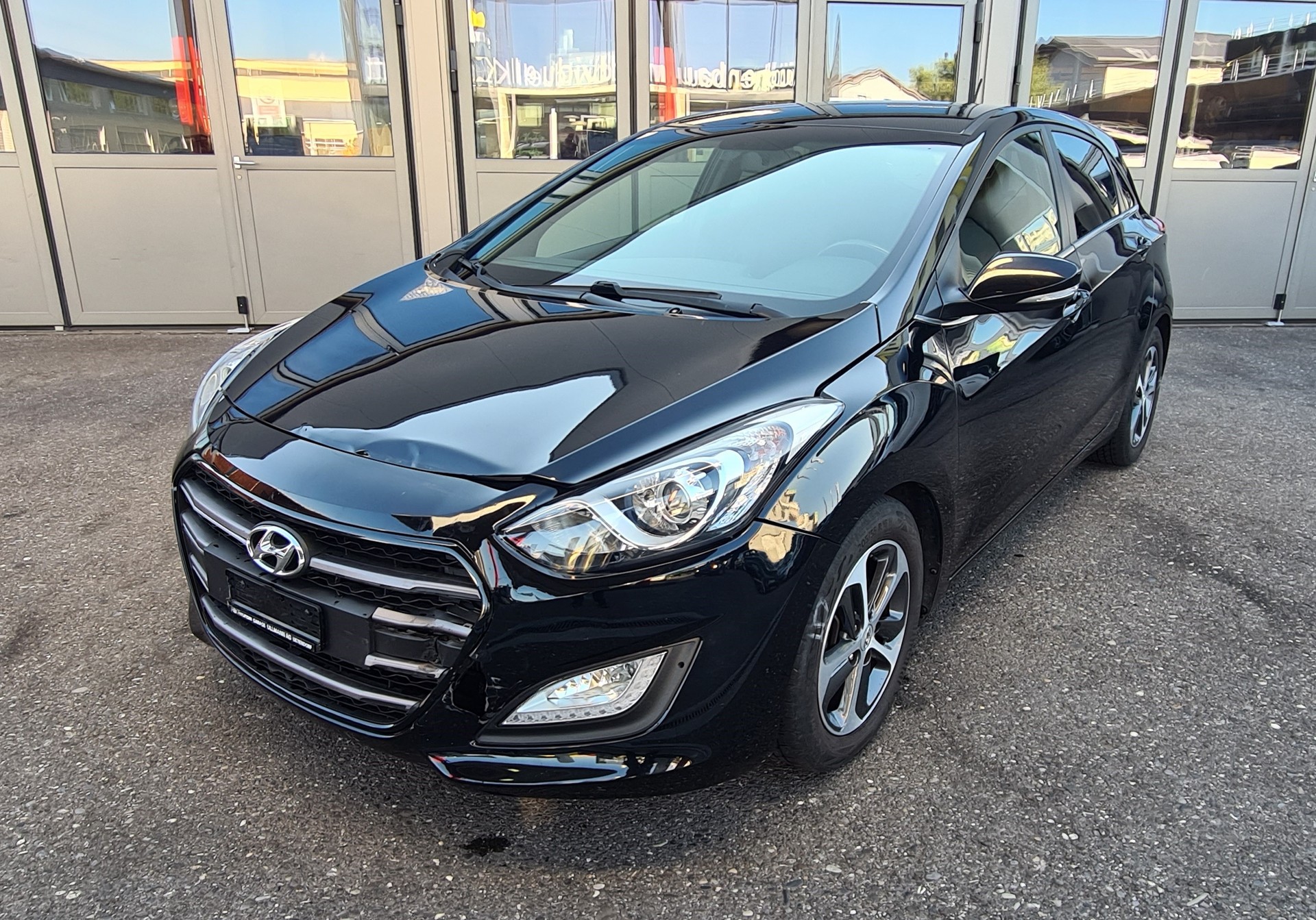 HYUNDAI i30 1.6 CRDi GO-image-6