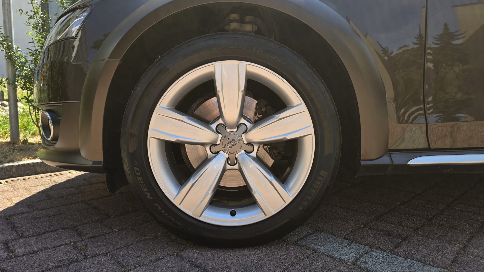 AUDI A4 allroad 2.0 TDI quattro Frisch Ab MFK| Service gepflegt| **Top Ausstattung**| Anhängerkupplung| ELK Kofferraum| NAVI-image-9