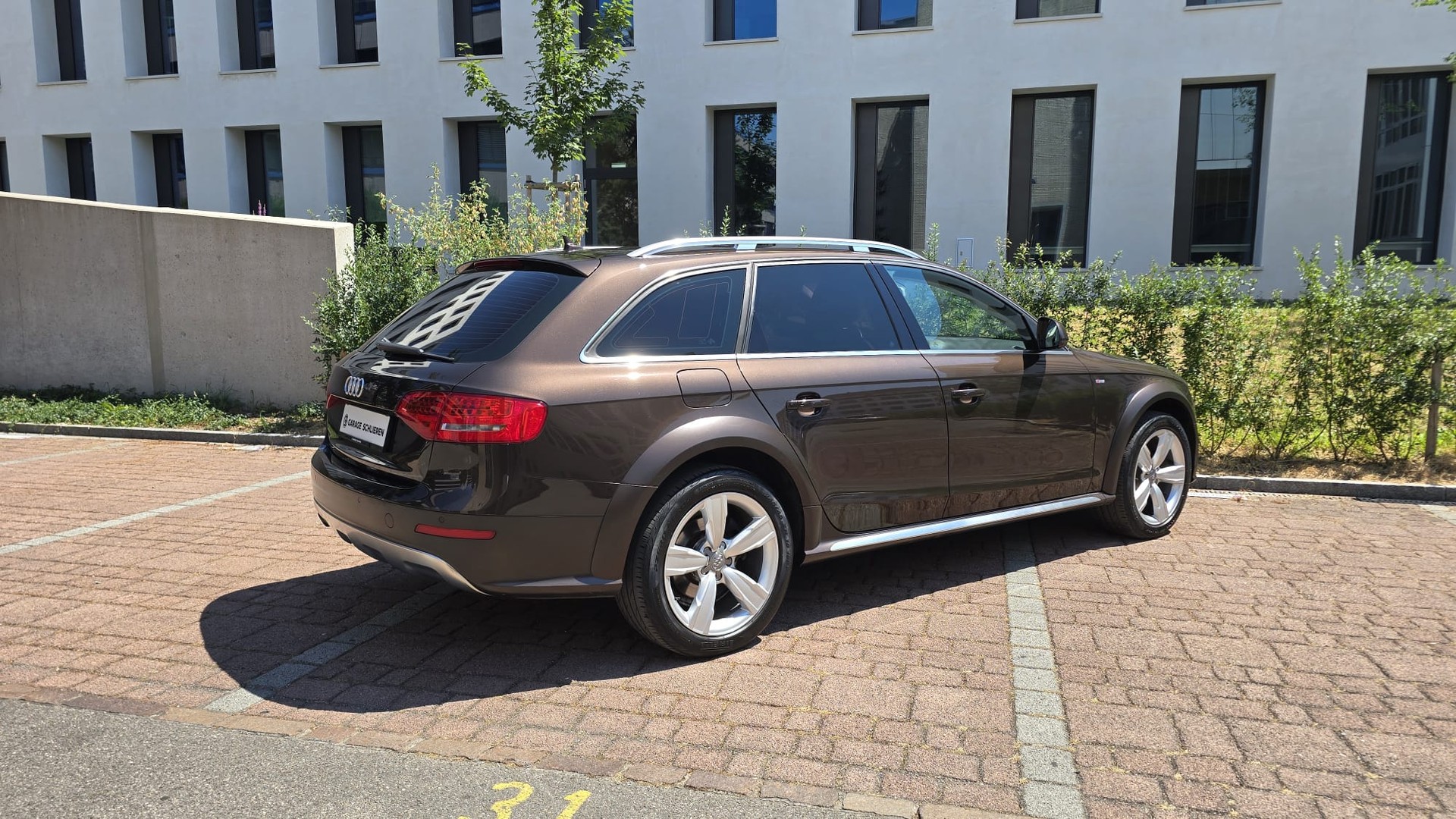 AUDI A4 allroad 2.0 TDI quattro Frisch Ab MFK| Service gepflegt| **Top Ausstattung**| Anhängerkupplung| ELK Kofferraum| NAVI-image-6