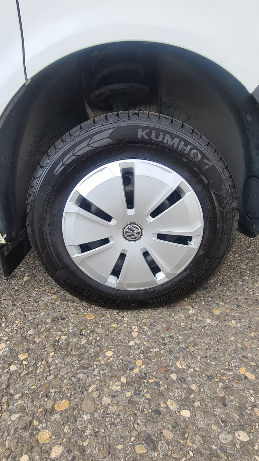 VW T6.1 2.0 TDI ** 6-Plätzer ** 150 PS ** Klimaanlage ** Tempomat ** PDC Hinten ** Modell 2022 ** Frisch Ab MFK & Service **-image-18