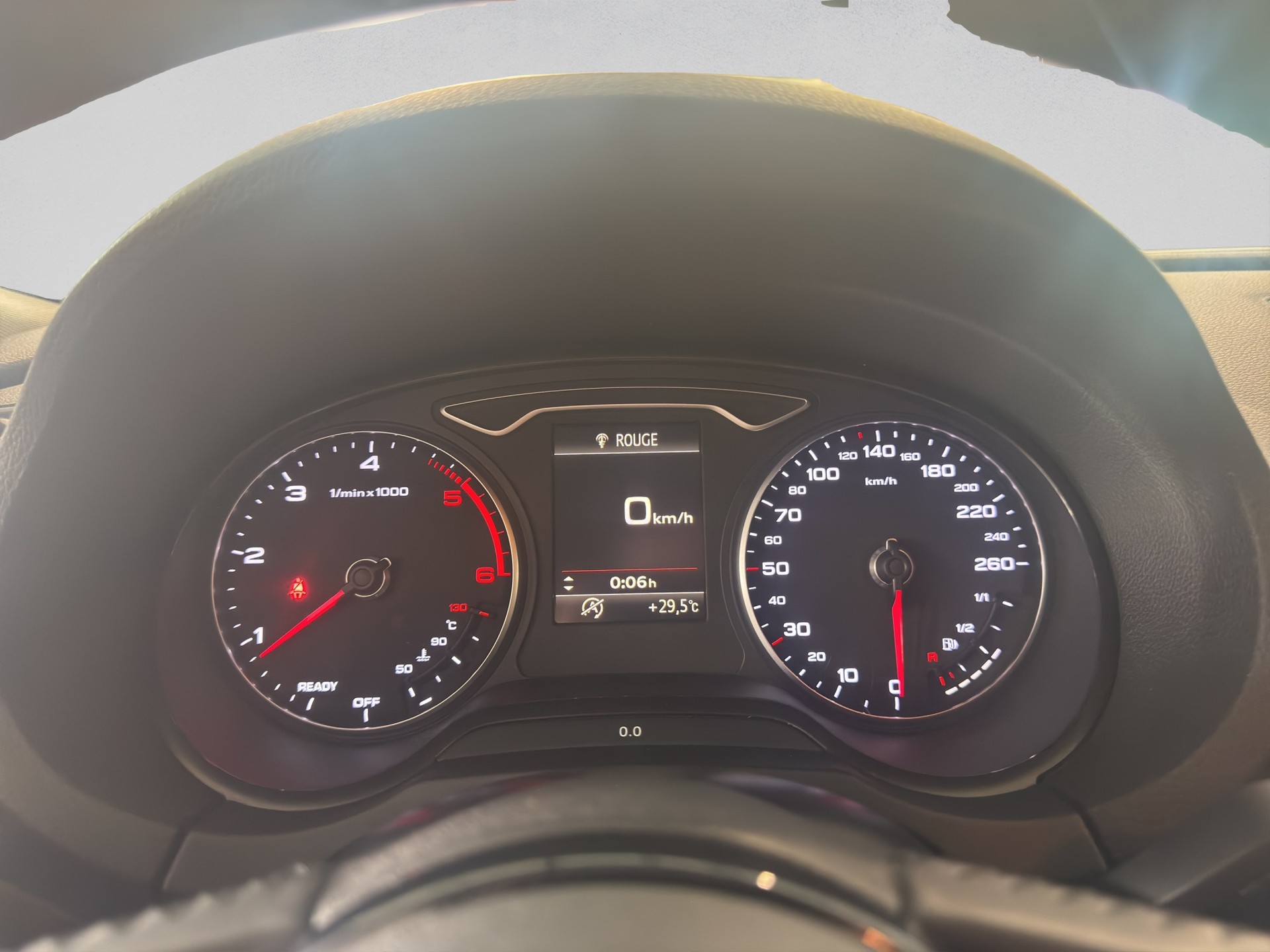 AUDI A3 Sportback 1.6 TDI-image-10