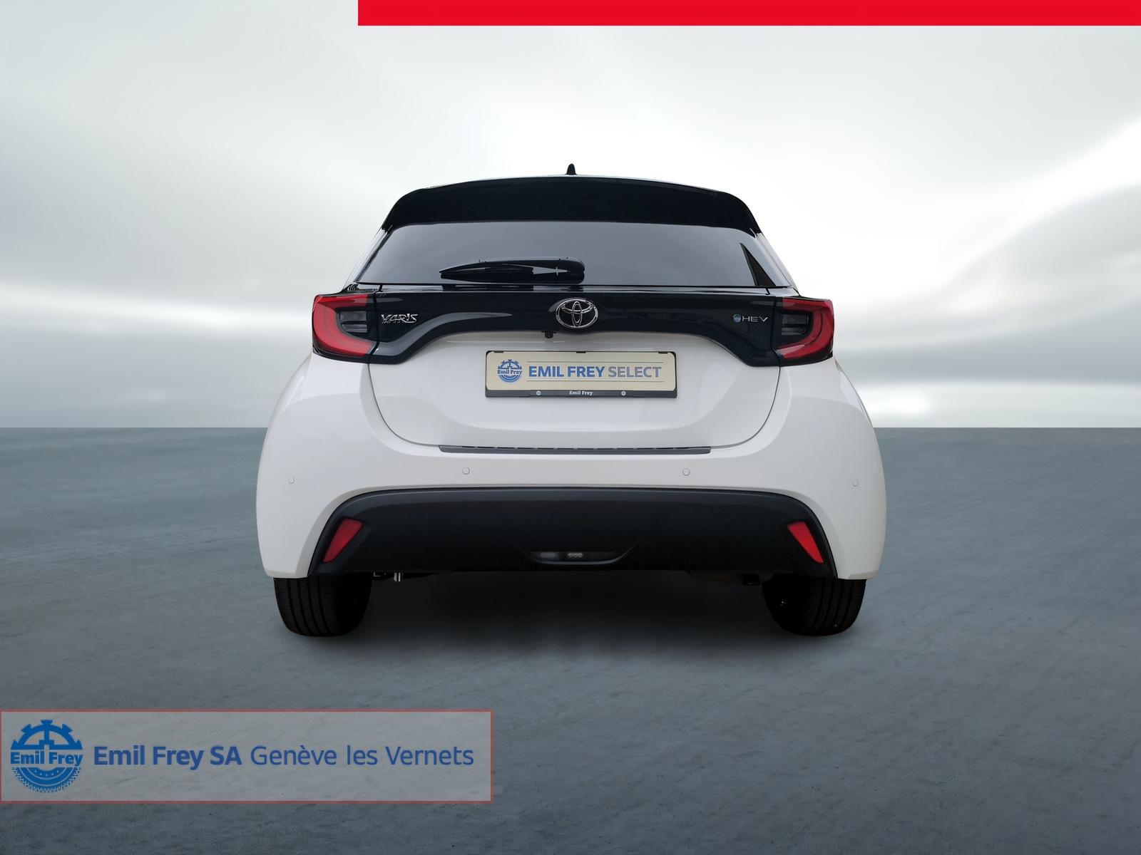 TOYOTA Yaris 1.5 VVT-i HSD Trend-image-13