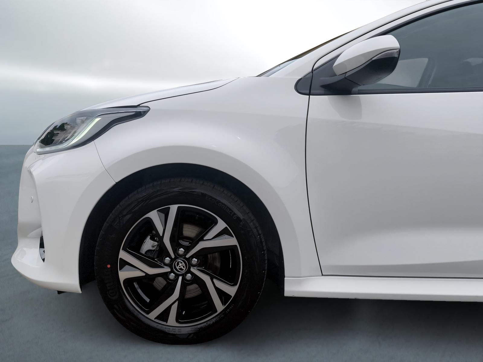TOYOTA Yaris 1.5 VVT-i HSD Trend-image-14