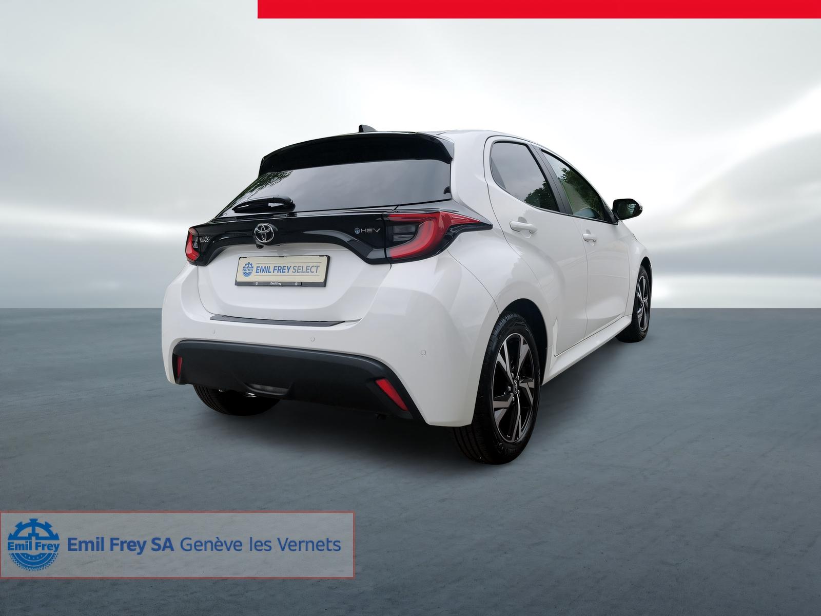 TOYOTA Yaris 1.5 VVT-i HSD Trend-image-12