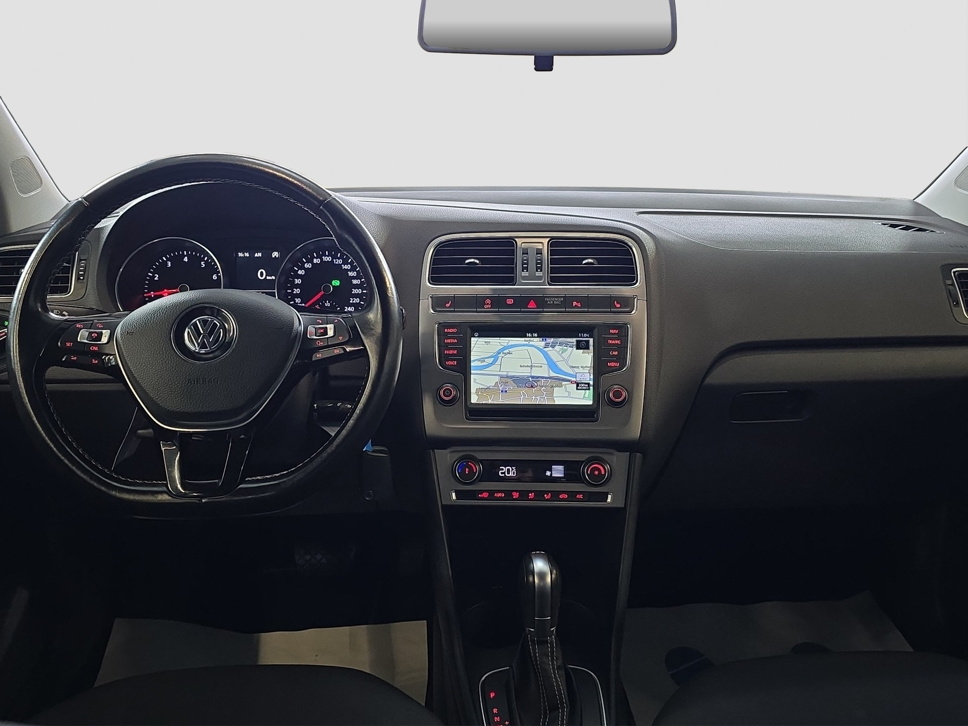 VW Polo 1.2 TSI BMT Lounge DSG-image-9