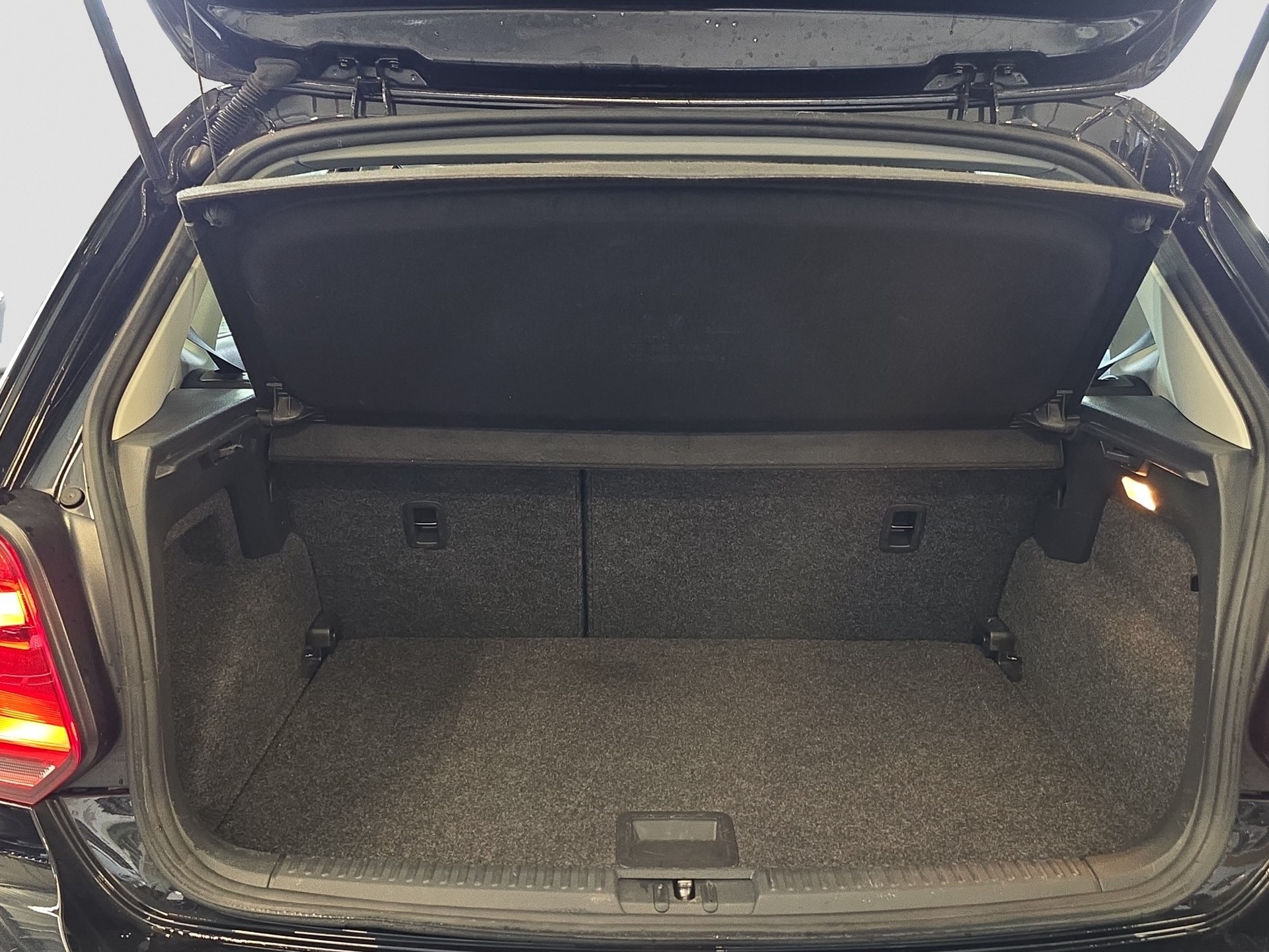VW Polo 1.2 TSI BMT Lounge DSG-image-8