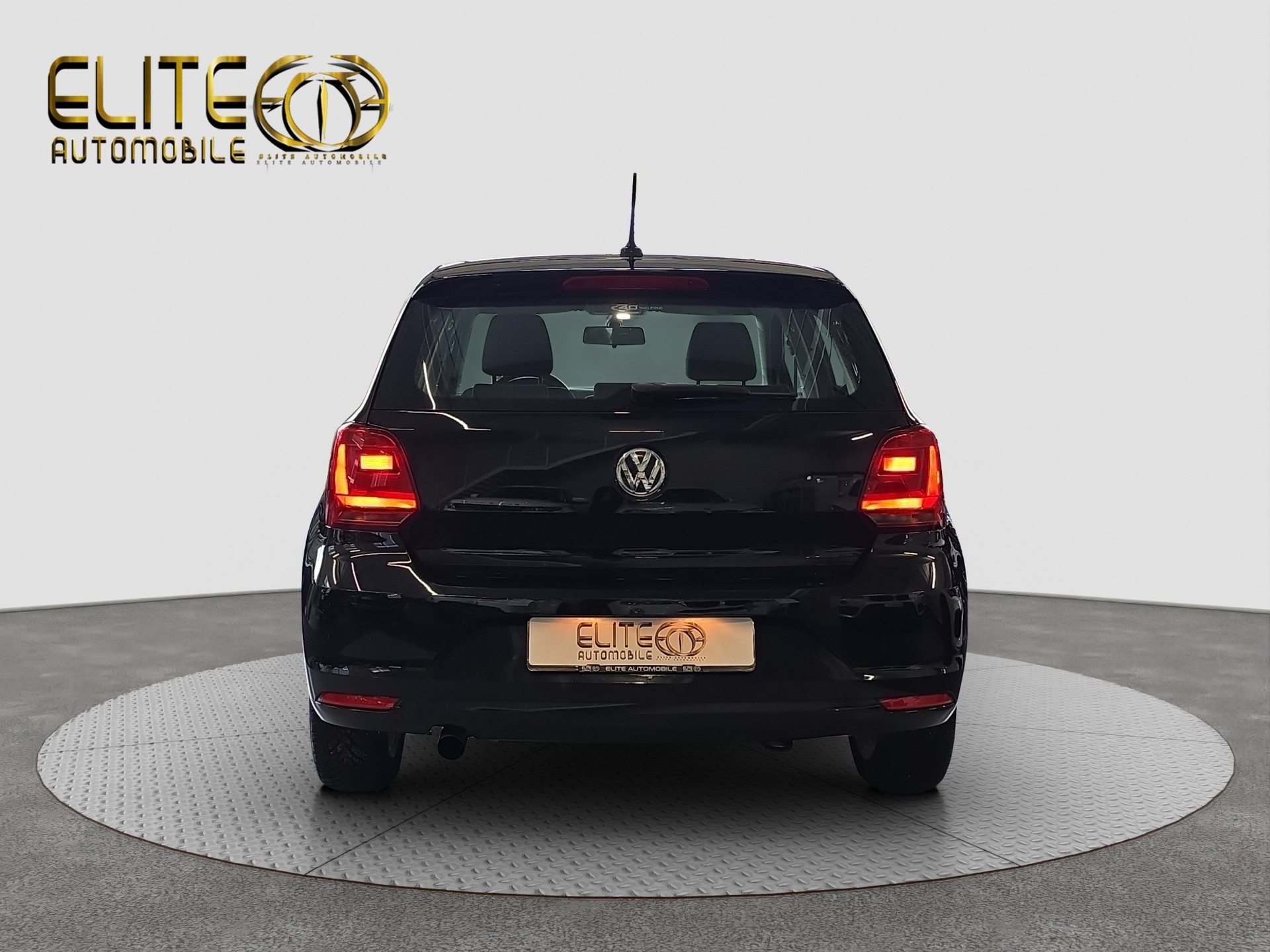 VW Polo 1.2 TSI BMT Lounge DSG-image-6