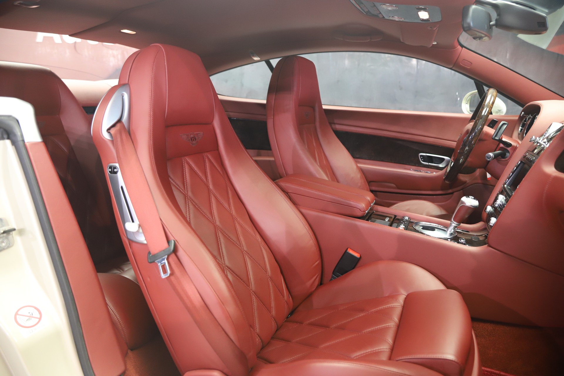 BENTLEY Continental GT 6.0-image-10