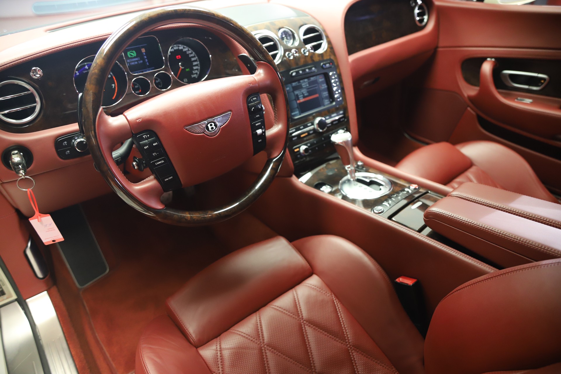 BENTLEY Continental GT 6.0-image-8