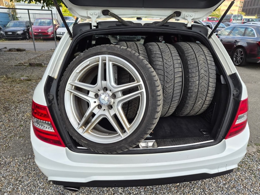 MERCEDES-BENZ C 250 CDI Avantgarde 4Matic 7G-Tronic AMG-image-15