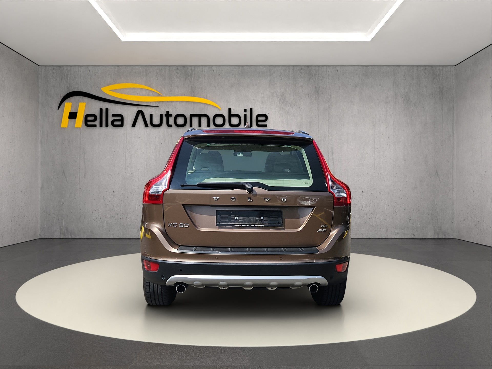 VOLVO XC60 D5 AWD Summum Geartronic-image-1