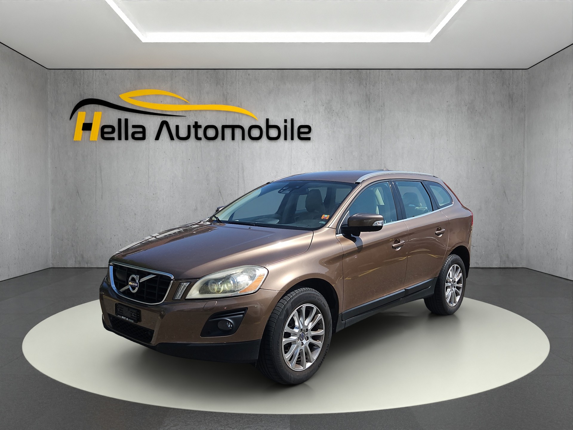VOLVO XC60 D5 AWD Summum Geartronic-image-0