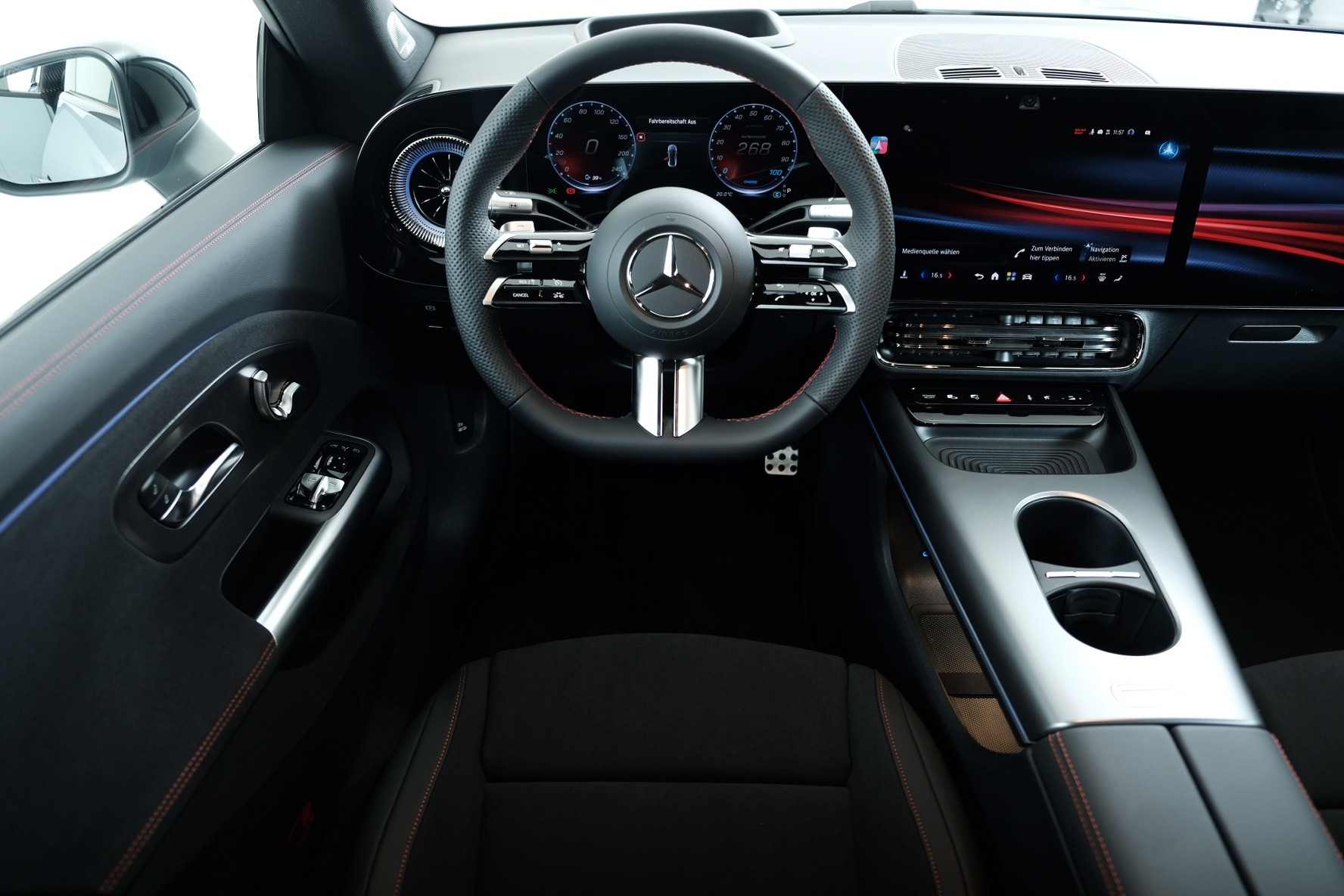 MERCEDES-BENZ CLA 350 4 Matic 85 kWh EQ-image-6