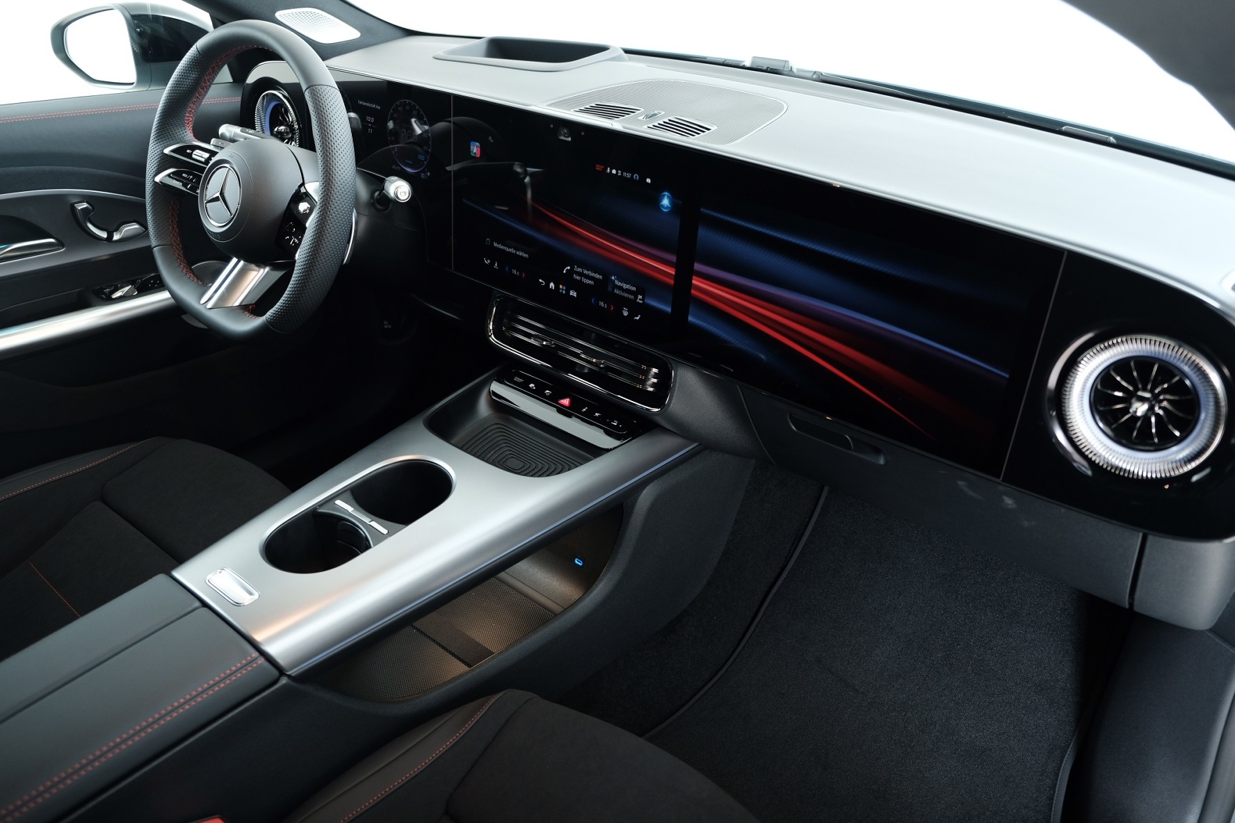 MERCEDES-BENZ CLA 350 4 Matic 85 kWh EQ-image-5