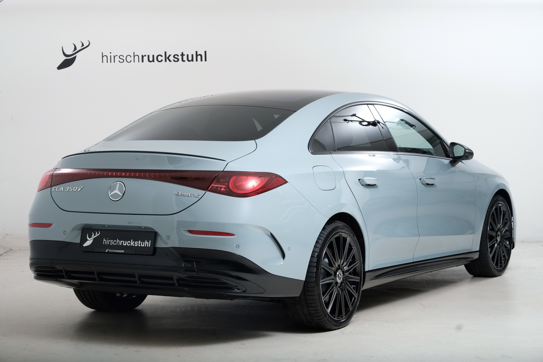 MERCEDES-BENZ CLA 350 4 Matic 85 kWh EQ-showroom-element-3