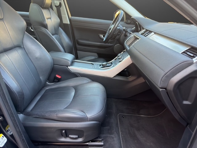 LAND ROVER Range Rover Evoque 2.0 TD4 SE Advantage AT9-image-11
