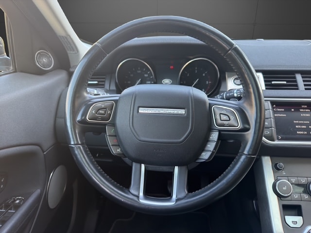 LAND ROVER Range Rover Evoque 2.0 TD4 SE Advantage AT9-image-5