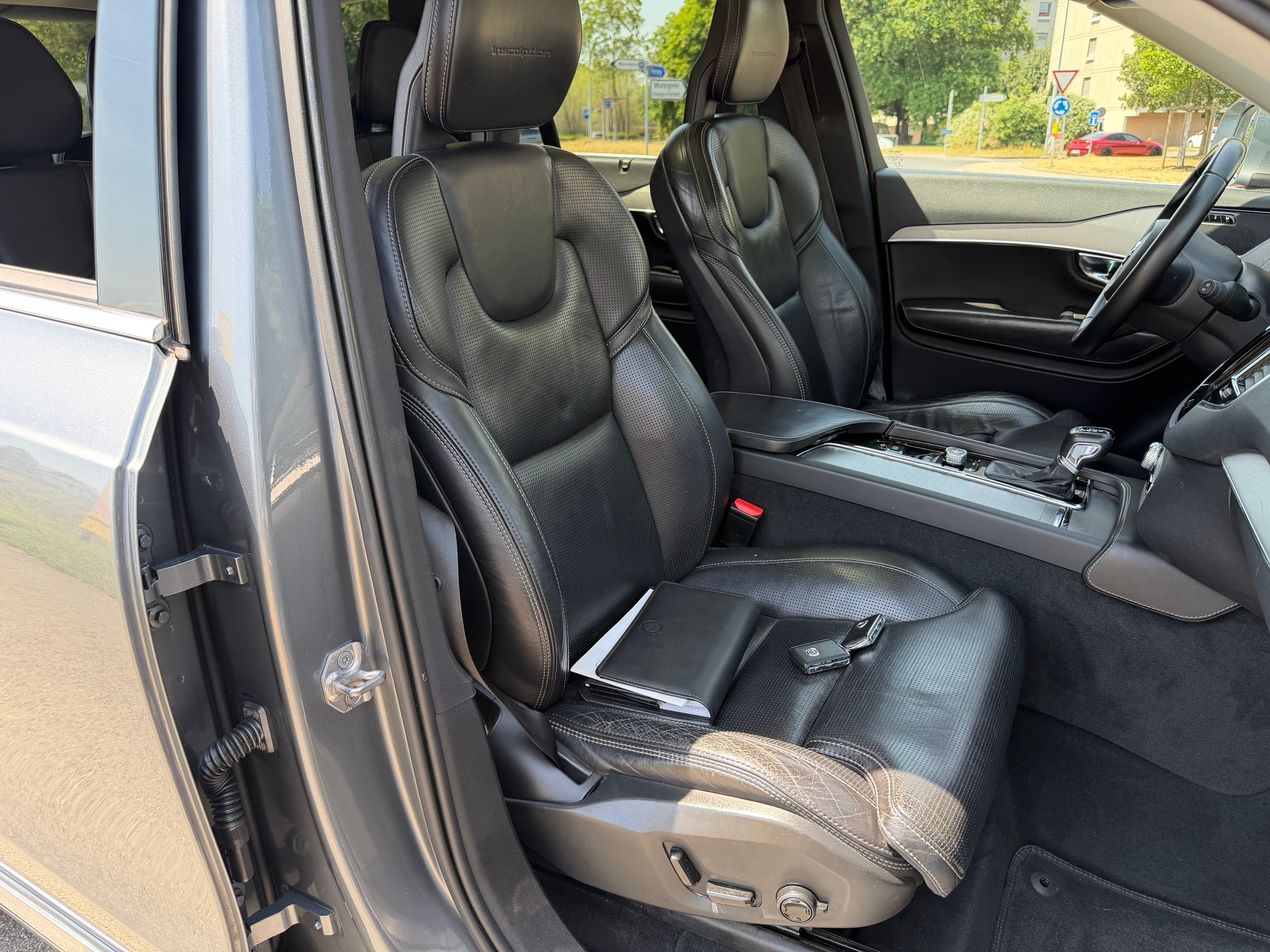 VOLVO XC90 T6 AWD Inscription Geartronic-image-13