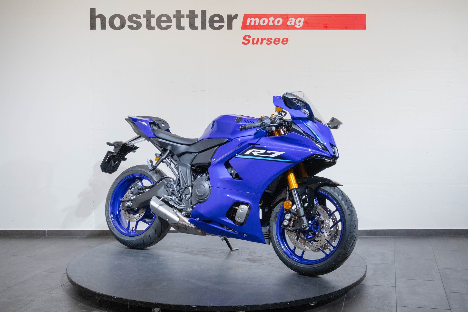 YAMAHA R7 35 kW-showroom-element-1