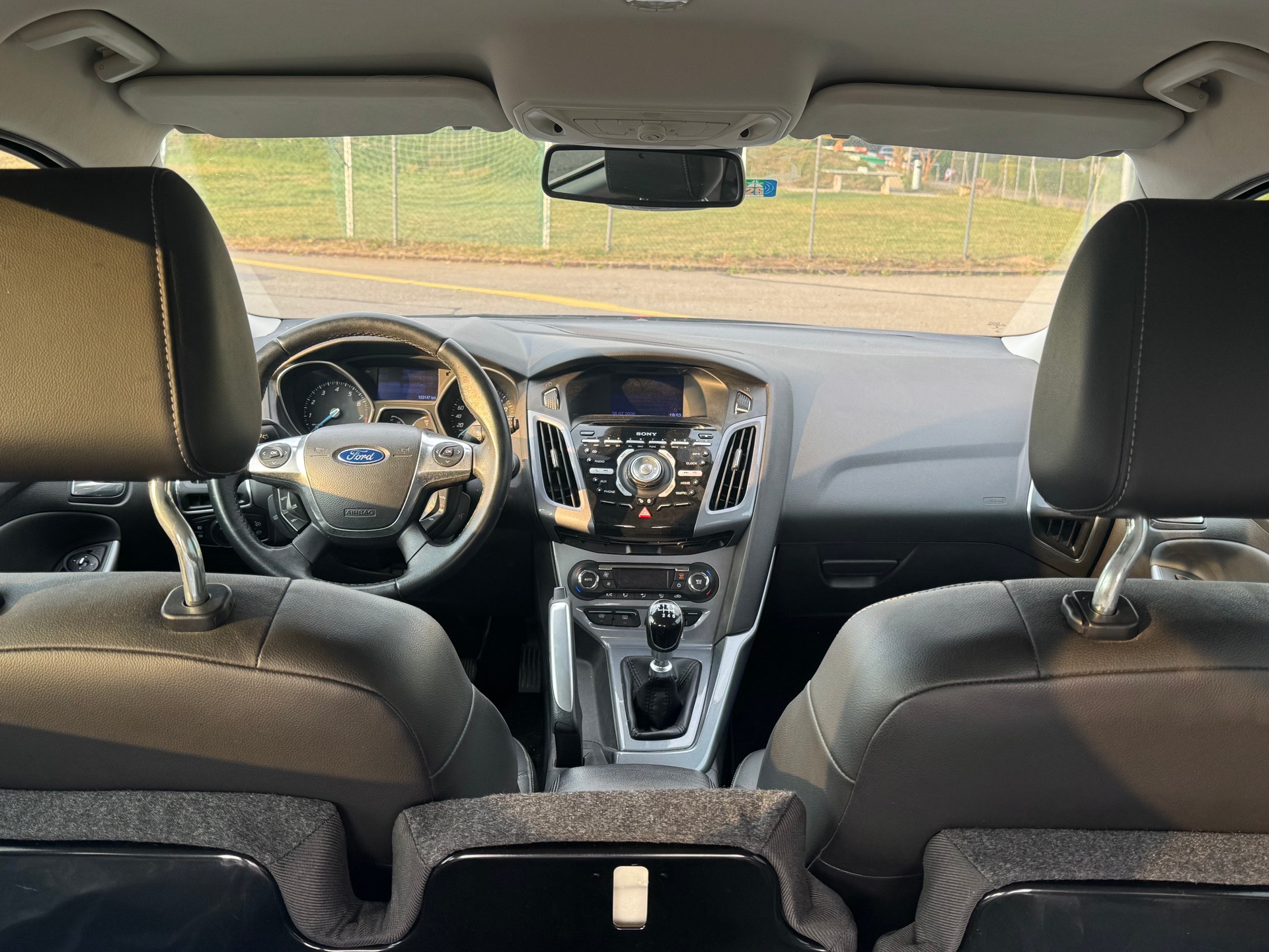 FORD Focus 1.6 SCTi Titanium-image-10