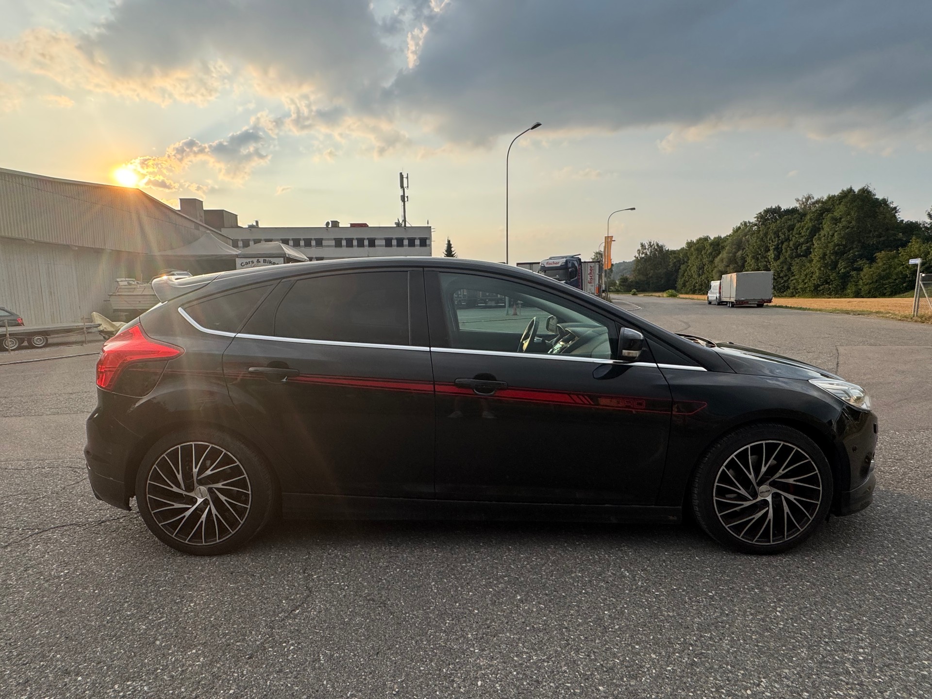 FORD Focus 1.6 SCTi Titanium-image-9