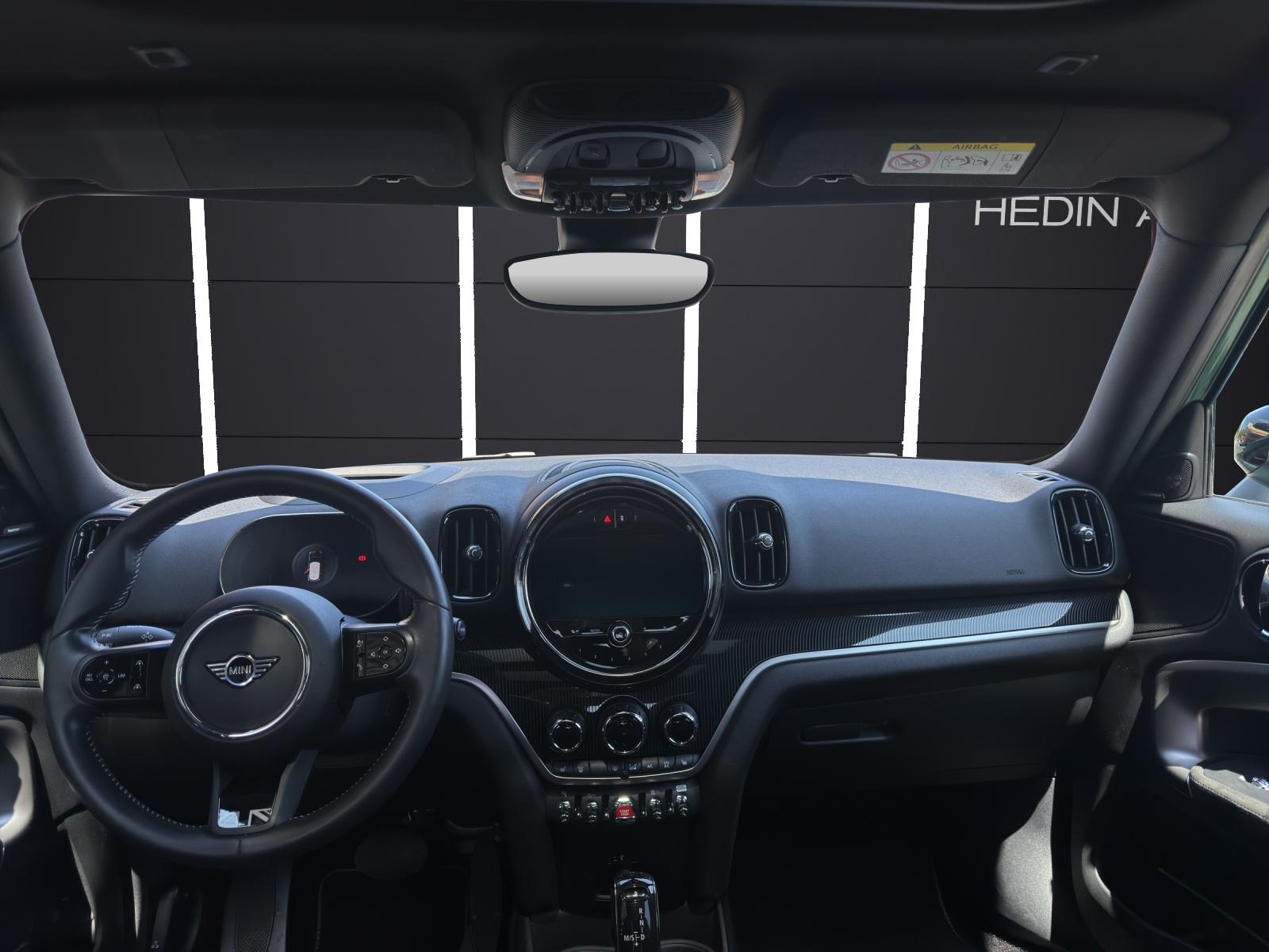 MINI Countryman F60 2.0i Cooper S ALL4-image-11
