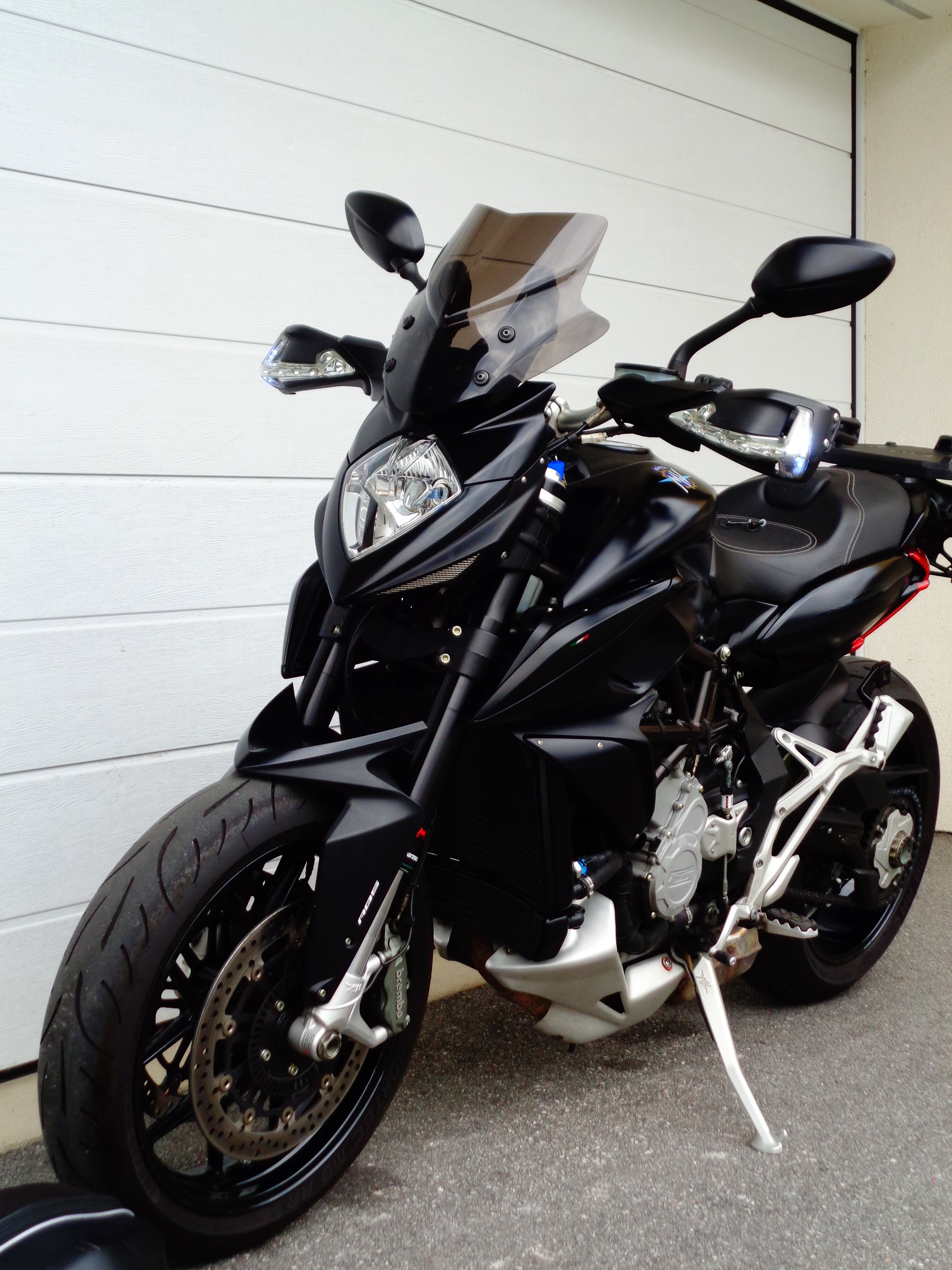 MV AGUSTA Stradale 800 EAS ABS-image-13