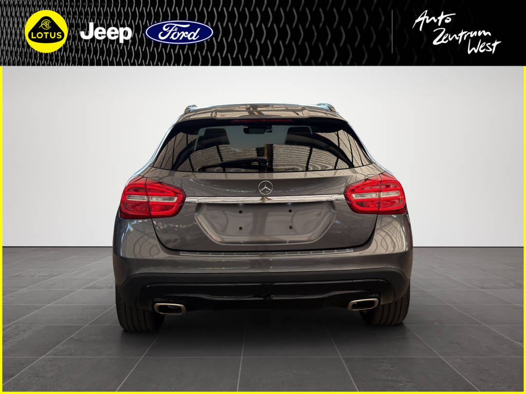 MERCEDES-BENZ GLA 220 CDI Urban 4m-image-3
