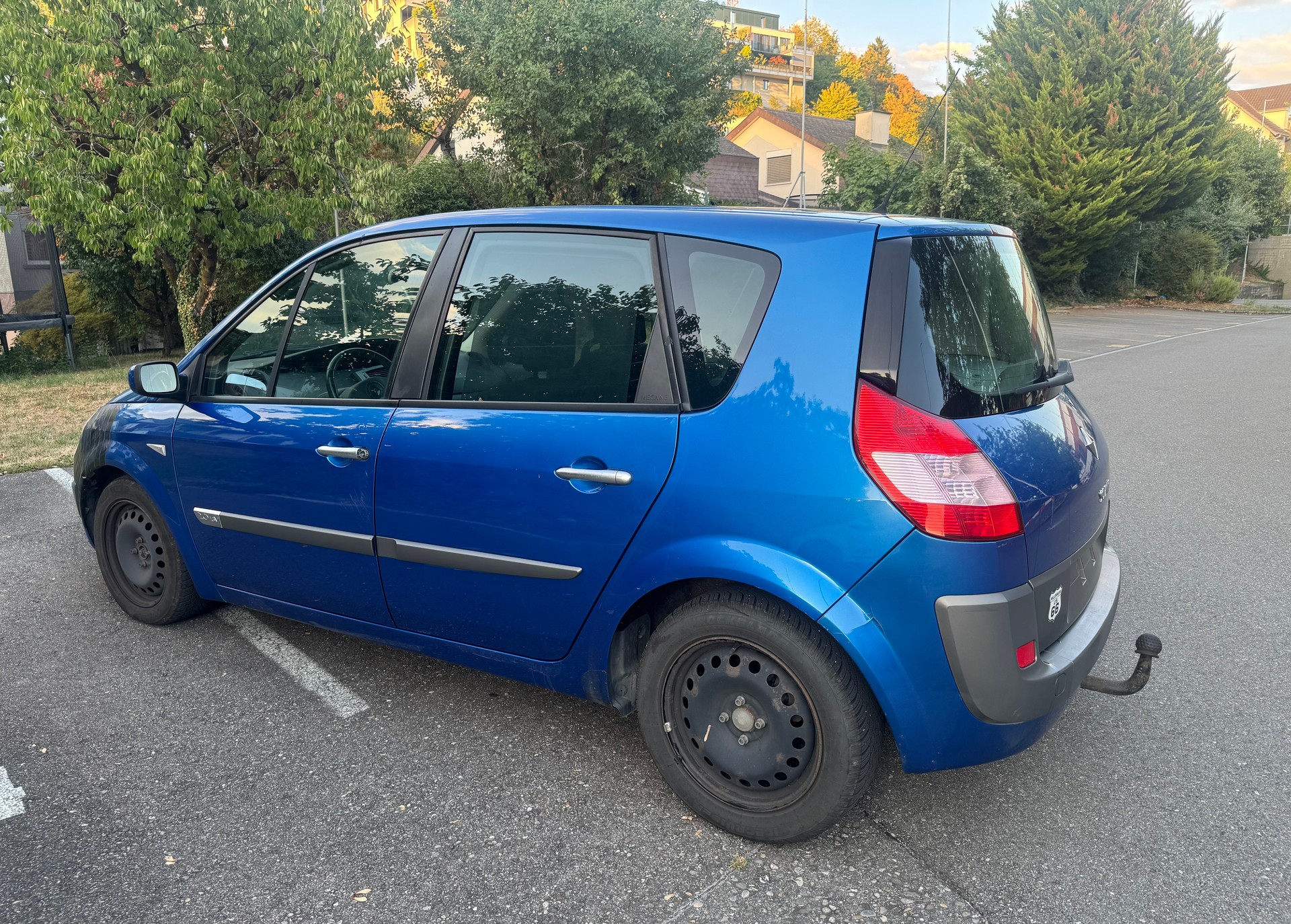 RENAULT Scénic 2.0 16V Dynamique-image-1
